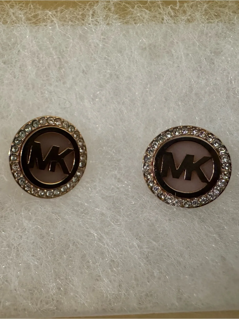 Michael Kors MK Logo Stud Earrings - Rose gold